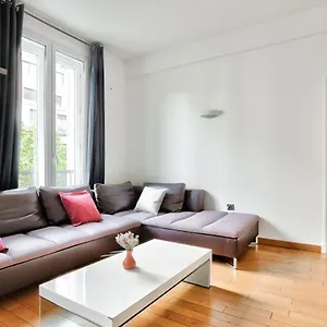 Quartier Champs-elysees 4 Free Netflix París