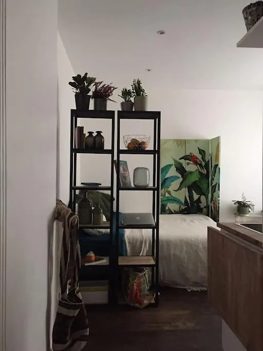 Beautiful Studio - 20' Walking From Montmartre Париж 0*,